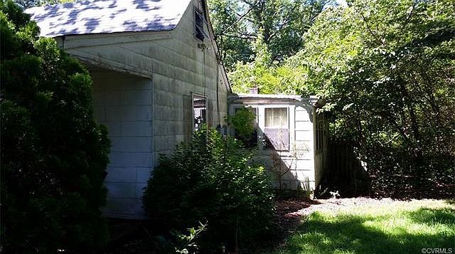 2nd image of 9829 River Rd