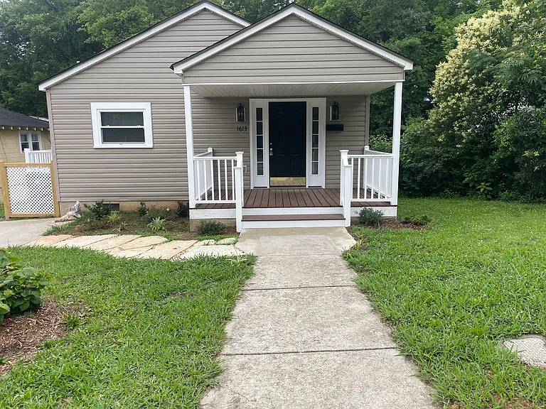 1613 Seigle Ave — Photo 20