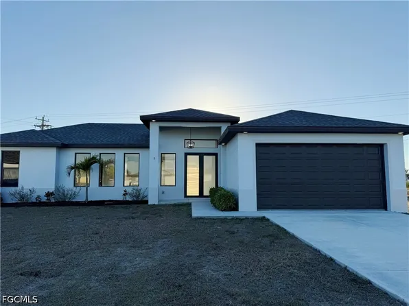 2 NE 3rd Lane Cpe, Coral, FL 33909