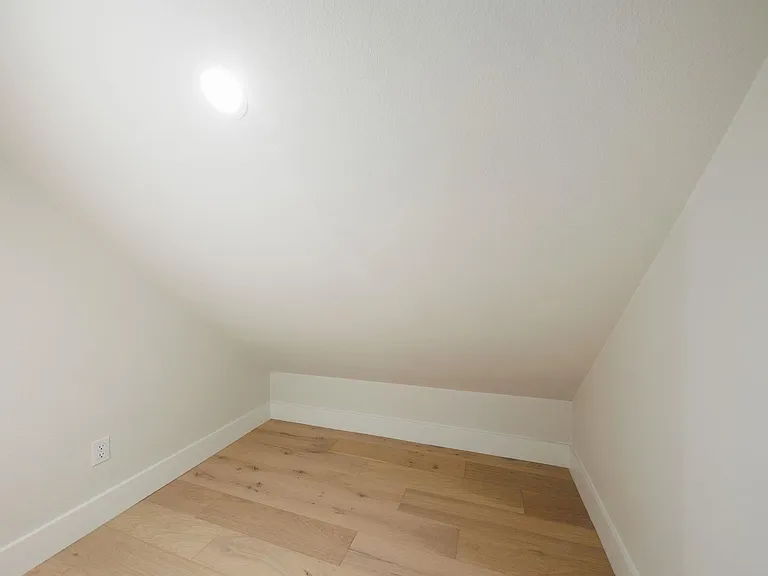 6315 Del Monte Rd #A — Photo 31