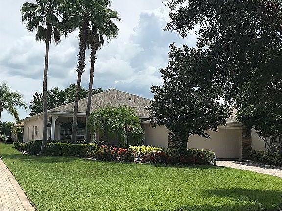 2nd image of 137 Cape Florida Dr