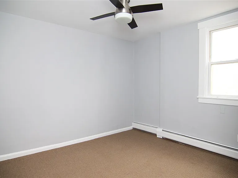 36 Prairie Ave #1 — Photo 14