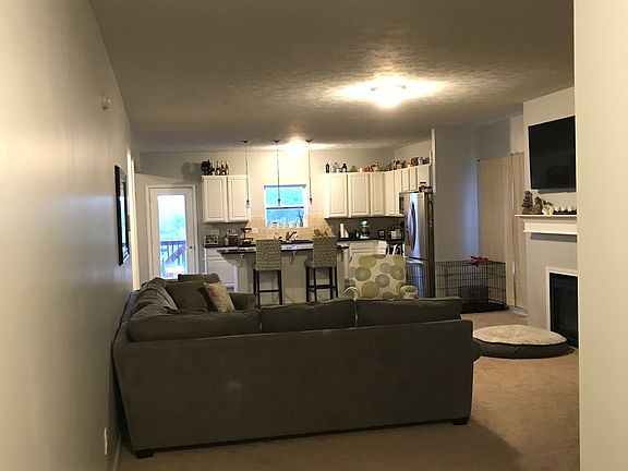 2nd image of 8784 Geiser Grv
