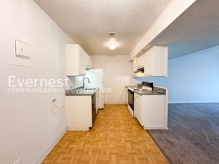 1606 Cottonwood Dr #10S — Photo 4