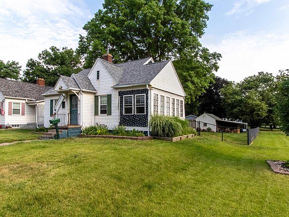 2nd image of 208 W 31st St