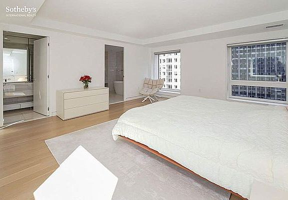 5th image of 135 W 52nd St APT 29B