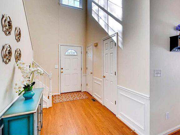 4th image of 424 Bottesford Dr NW