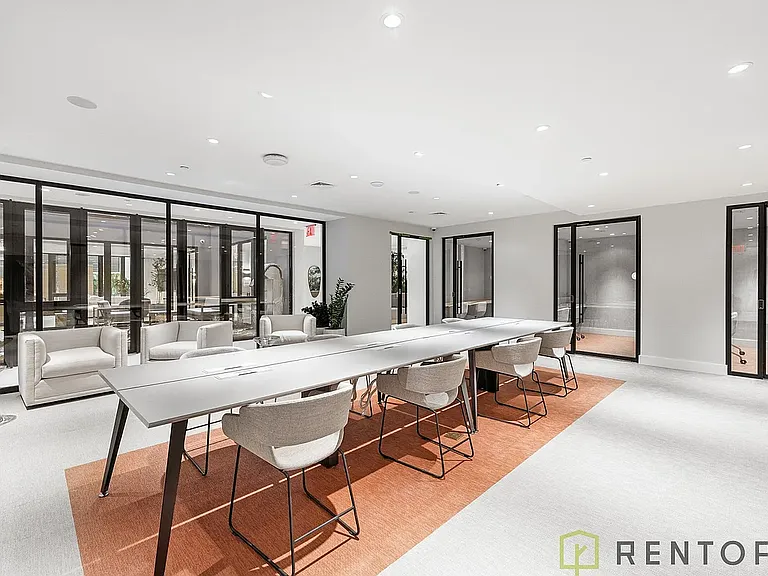 622 11th Ave #1108N — Photo 40