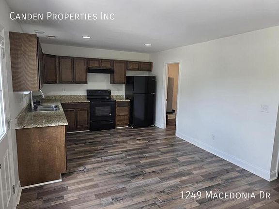 4th image of 1249 Macedonia Dr