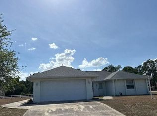 28 Quail Roost Rd, Lake Placid, FL 33852