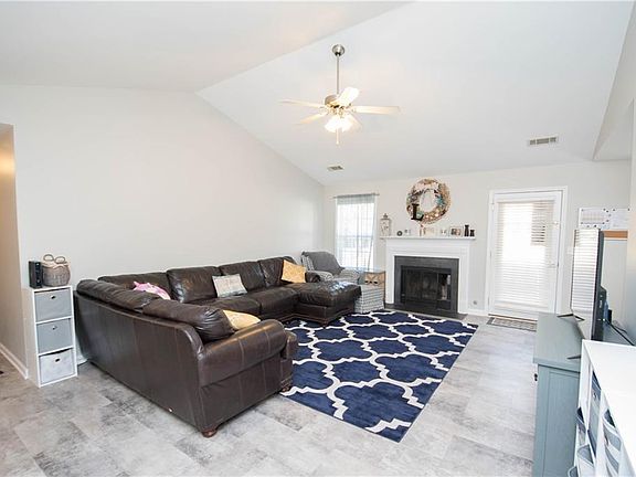 5th image of 6073 Lancelot Ln