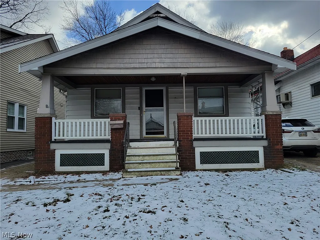 10701 Linnet Ave photo 1