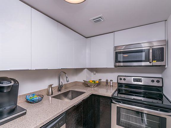 5th image of 2655 S Bayshore Dr APT 604