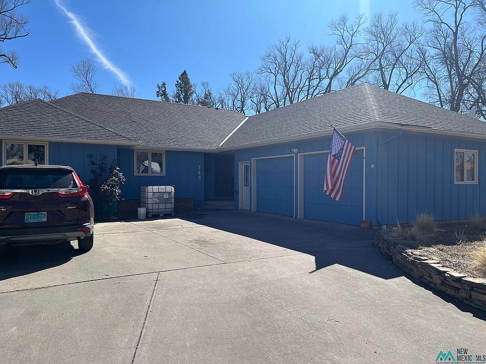 1st image of 769 Diane Ave
