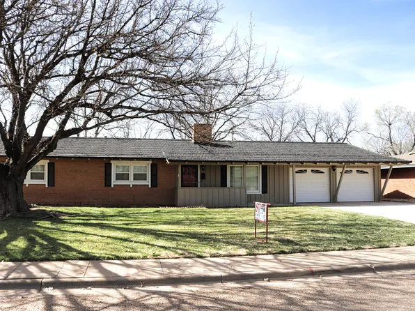 1209 Amarillo St, Plainview, TX 79072