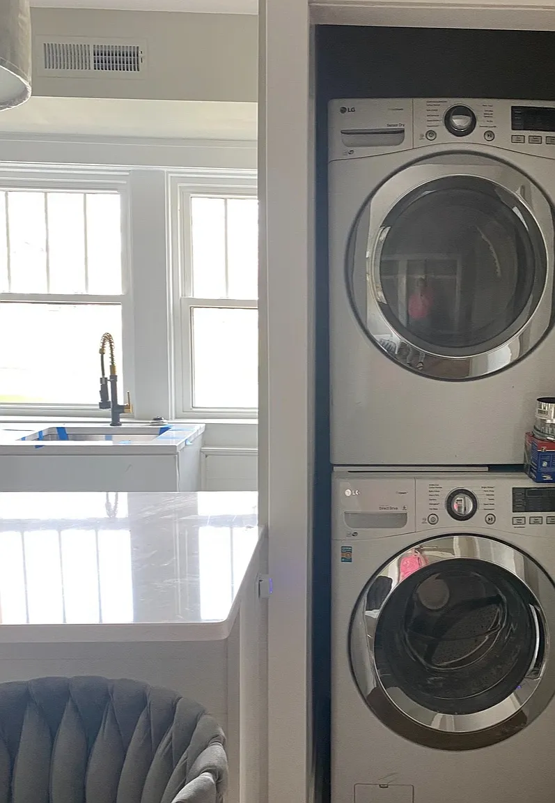 1 bed, 909 sqft, $1,067 — Photo 2