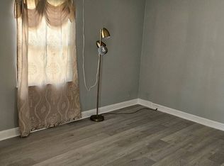 184 64th Ave, Fresh Meadows, NY 11365
