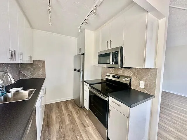 3080 Cornwall Dr #D — Photo 6