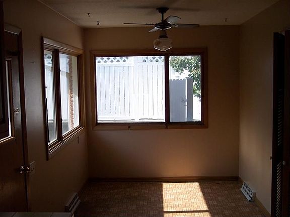 5th image of 2006 N 35th St