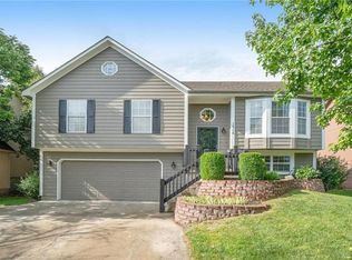16710 W 156th St, Olathe, KS 66062