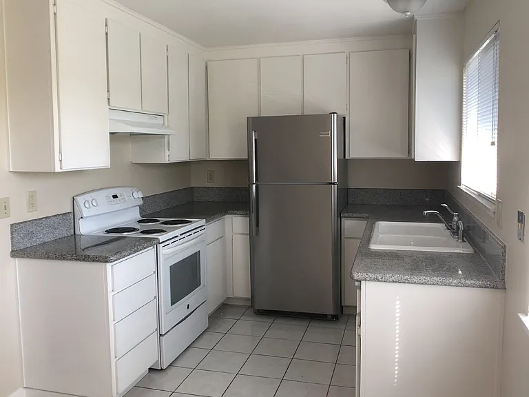 1275 Alice Dr #4 — Photo 6
