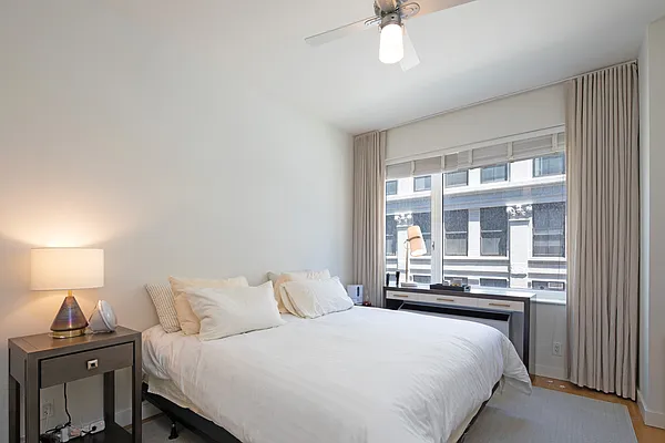 Rented by New York Casas Ltd. | media 17