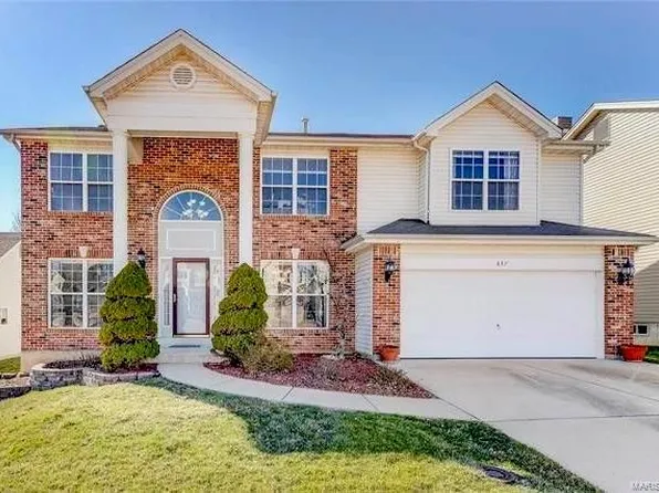 837 Summit Glen Ct, Fenton, MO 63026