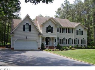 12501 Heather Grove Rd, Glen Allen, VA 23059