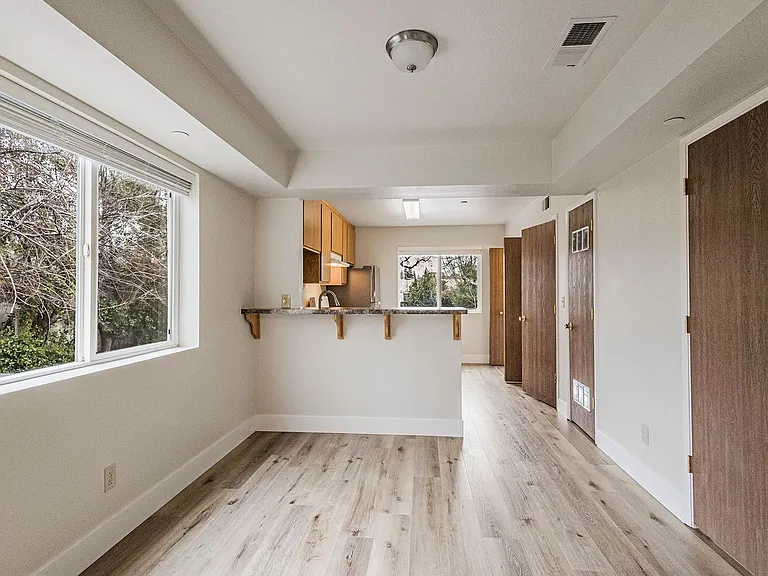 406 Nord Ave — Photo 17