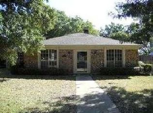 3704 Westminster Pl #P, Carrollton, TX 75007