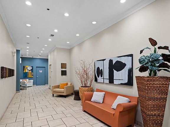 2nd image of 2025 S Indiana Ave APT 410