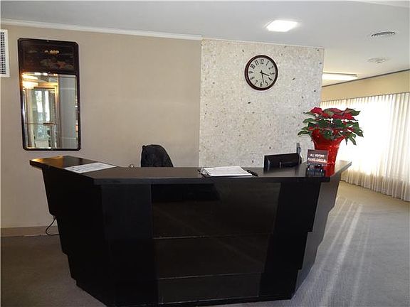 4th image of 333 W Meyer Blvd APT 1106