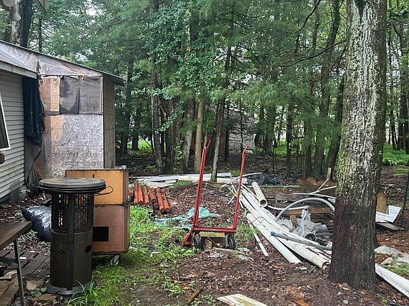 3rd image of 4116 Low Ridge Rd