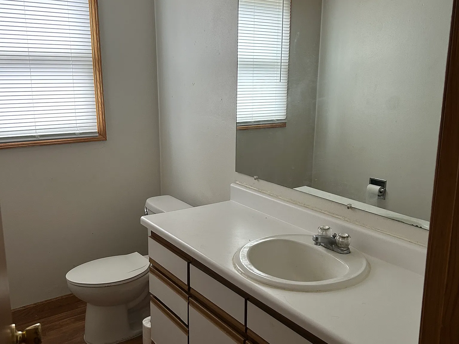 2 bed, 1.5 bath, 1346 sqft, $1,350 — Photo 4
