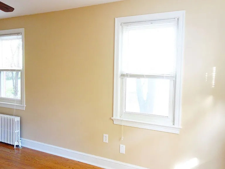 8206 Greenwood Ave — Photo 14