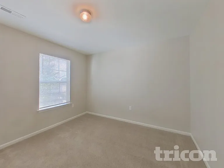 4614 Christenbury Hills Ln — Photo 14