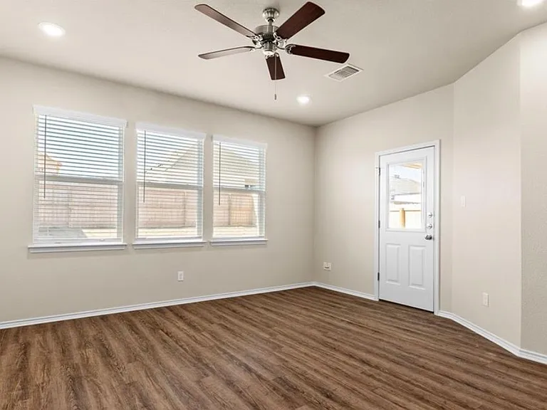 210 Green Valley Dr #A — Photo 3