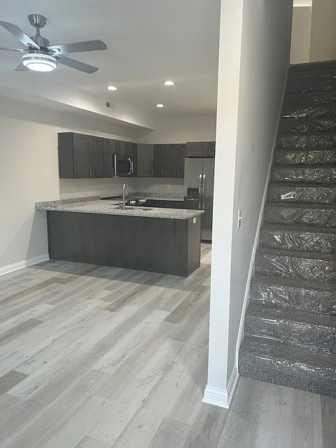15 Melrose Dr — Photo 2