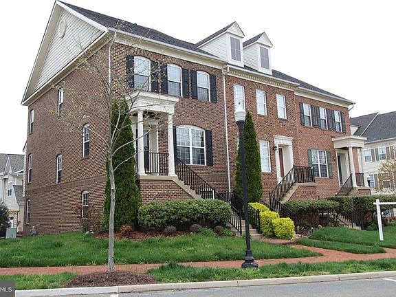 4th image of 644 Belmont Bay Dr
