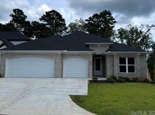 25 Mereville Pl, Little Rock, AR 72223