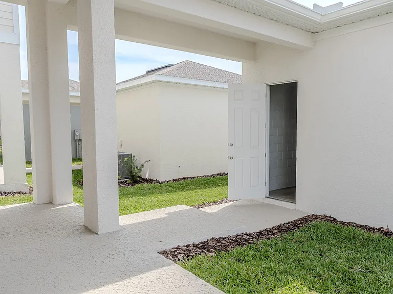 16705 Victoria Grove Aly — Photo 33