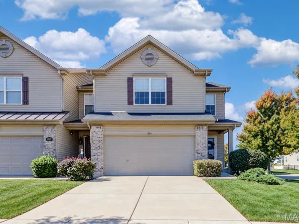 501 Country Circle Dr, Lake Saint Louis, MO 63367