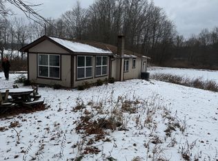 5645 Giddings Rd, Rootstown, OH 44272