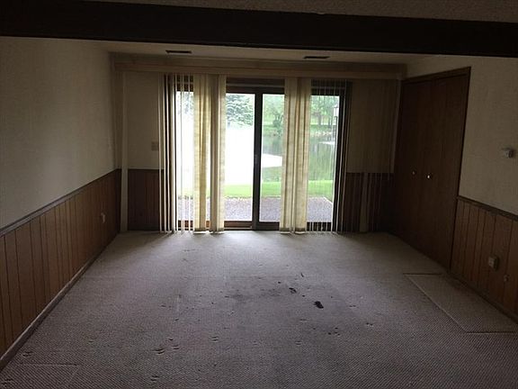 5th image of 5612 Hyland Courts Dr