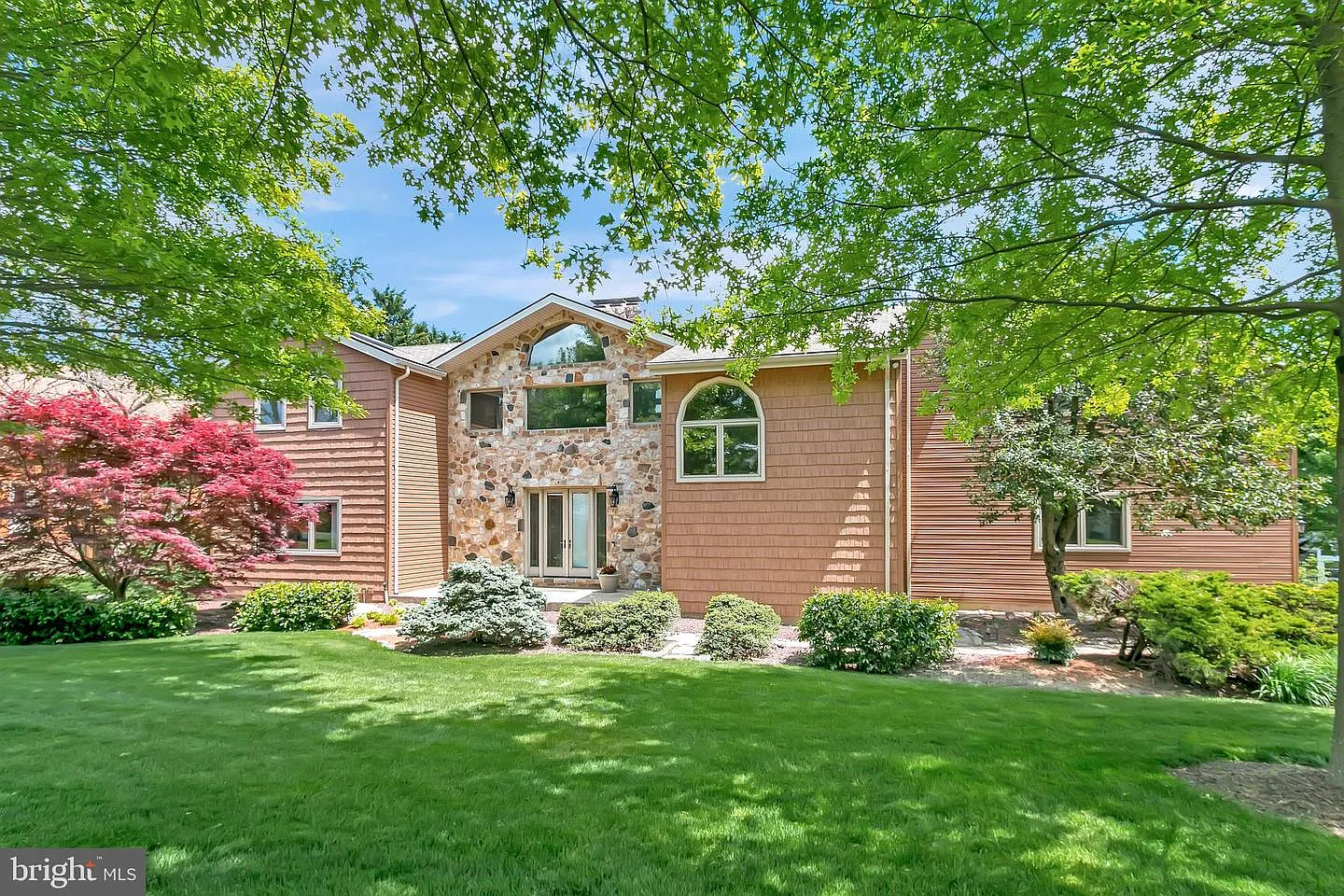 13 Revelstone Dr photo 1