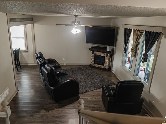 4th image of 1601 E 21st Pl