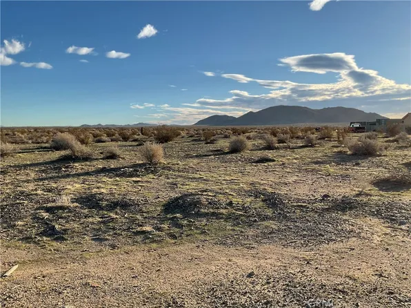 1 Buffalo Trl Lot 62, Helendale, CA 92342