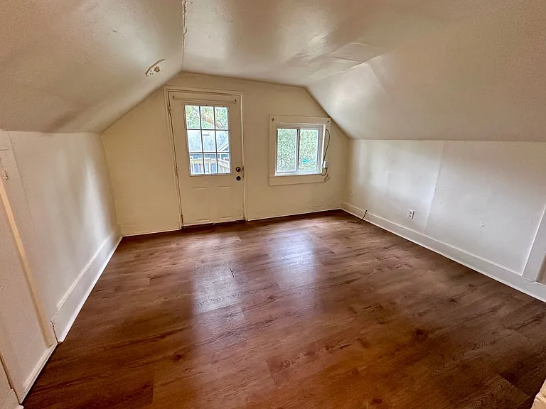 1205 N Greensboro St — Photo 3