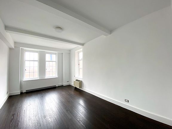 5th image of 470 W 24th St APT 14I