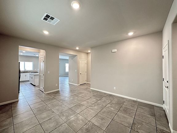 4th image of 7508 Pink Mimosa Ave
